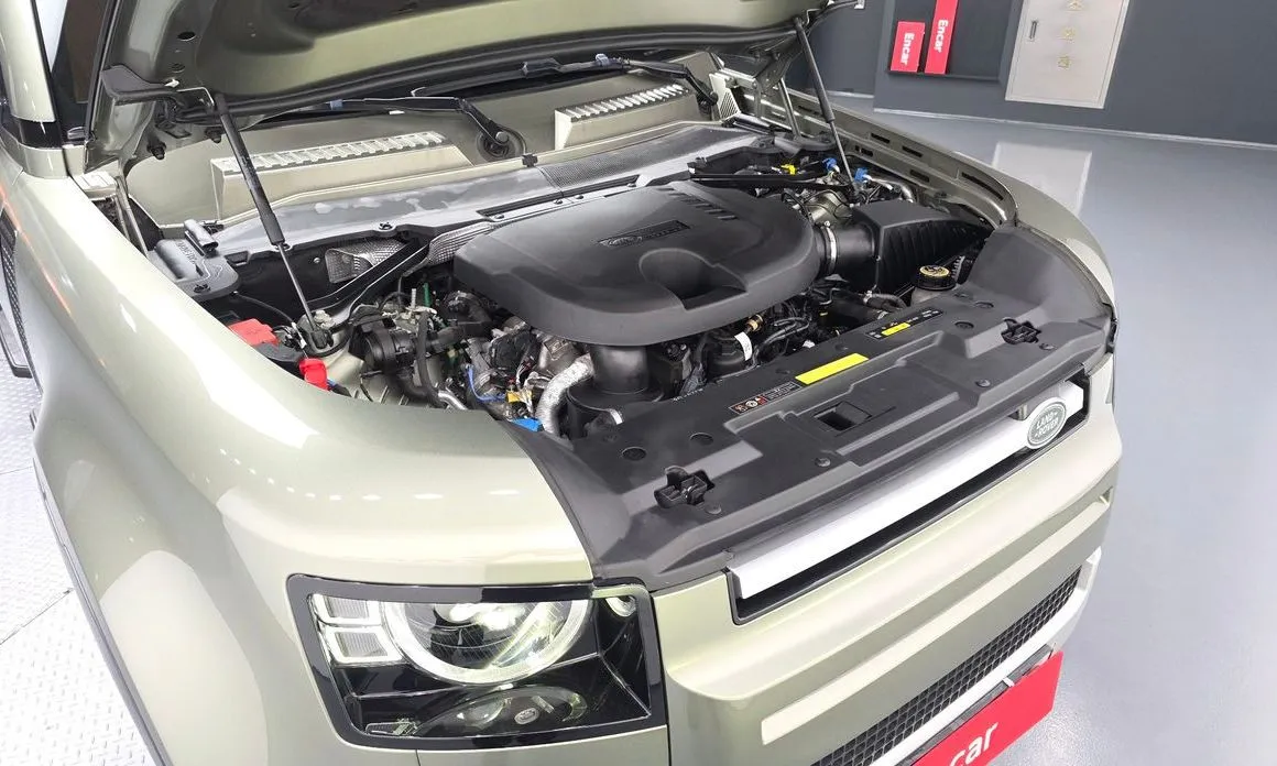 Land Rover Defender 2023 из KR, фото 6
