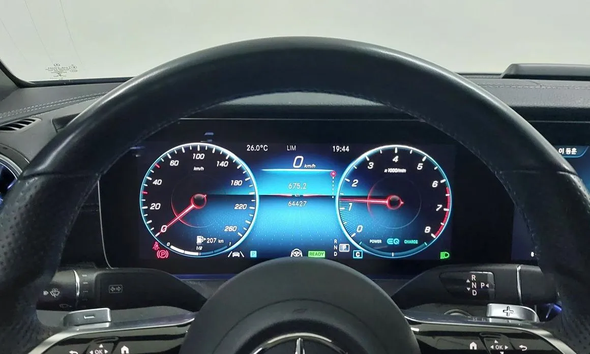 Mercedes-Benz E-Class 2022 из KR, фото 4