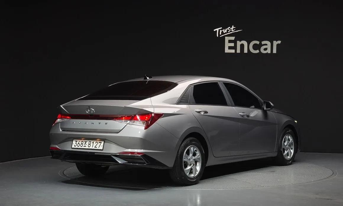 Hyundai AVANTE — фото 8
