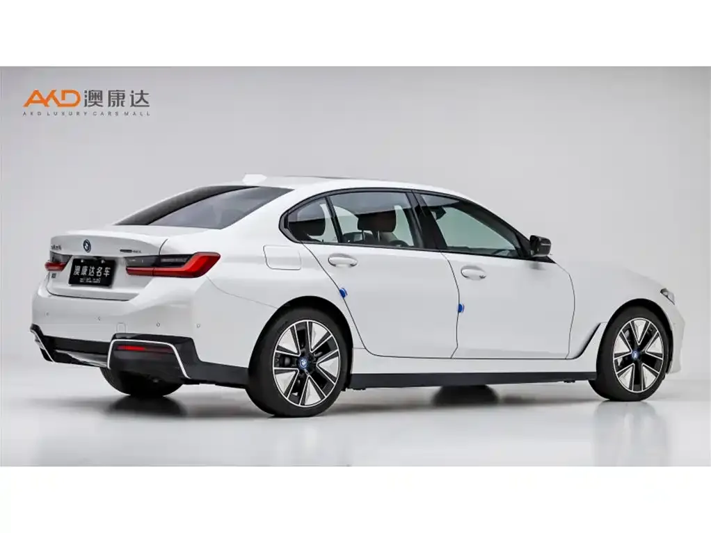 BMW i3 — фото 10