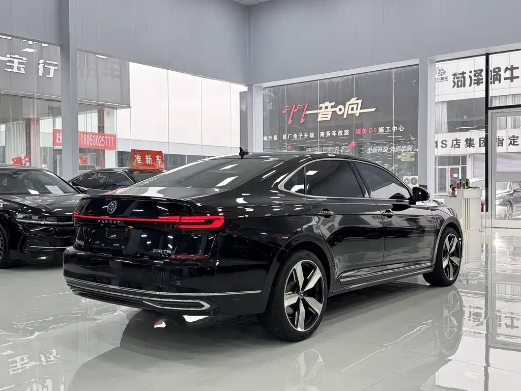 Volkswagen Passat — фото 4