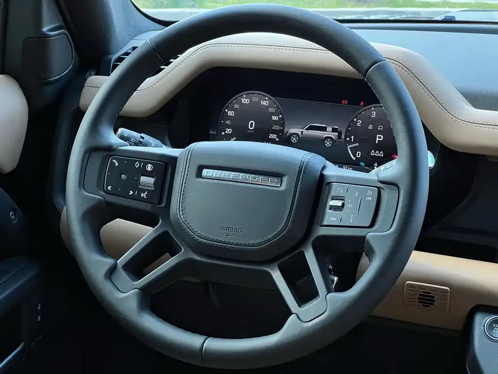 Land Rover Defender — фото 4