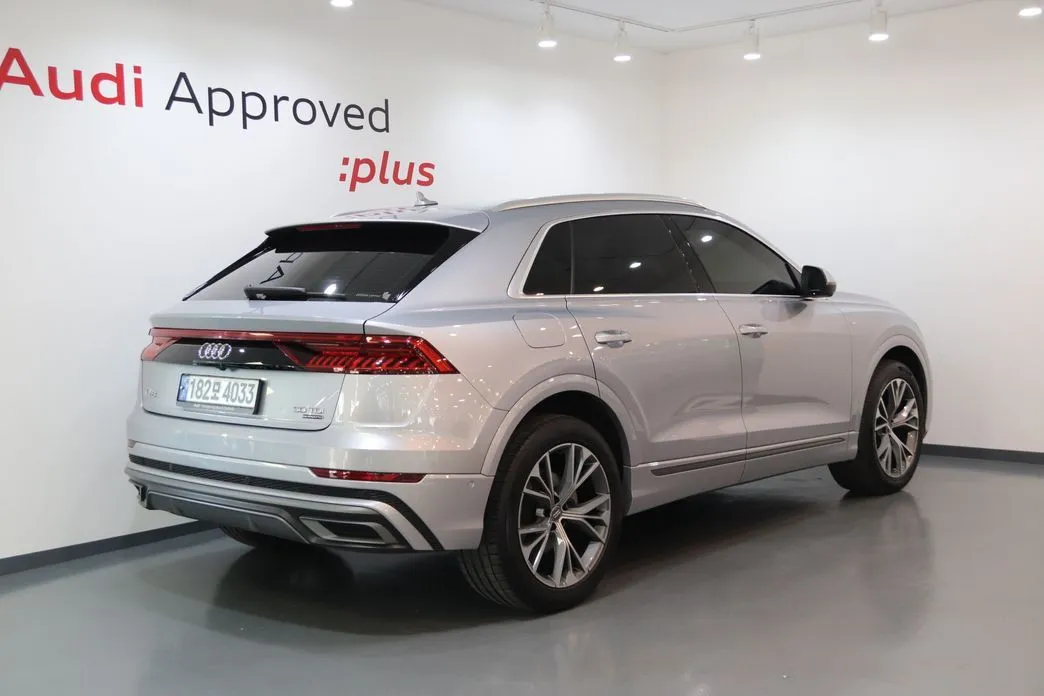 Audi Q8 2021 из KR, фото 2