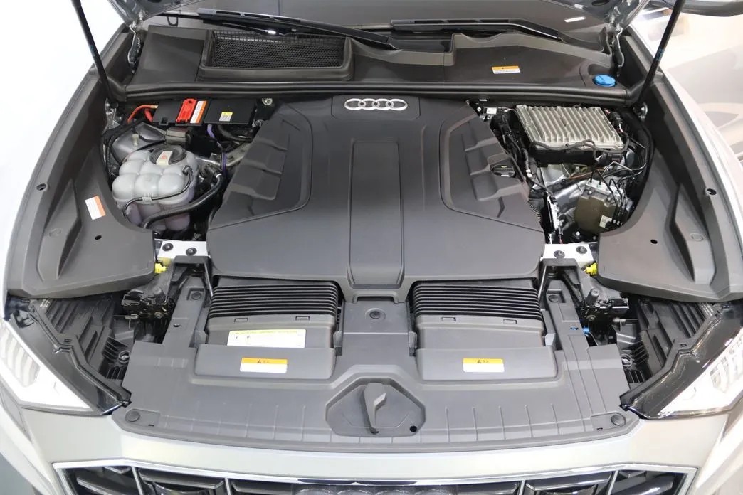 Audi Q8 2021 из KR, фото 5