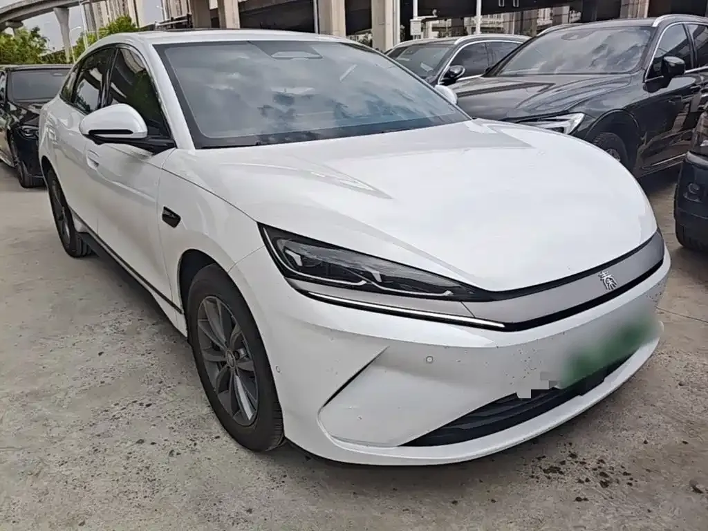 BYD Qin L 2026 из CN, фото 4
