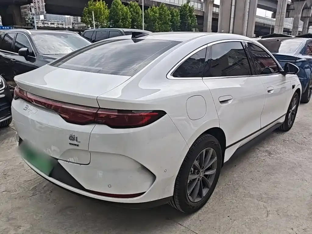 BYD Qin L 2026 из CN, фото 5