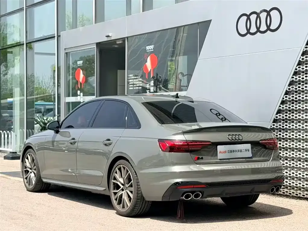 Audi S4 — фото 5