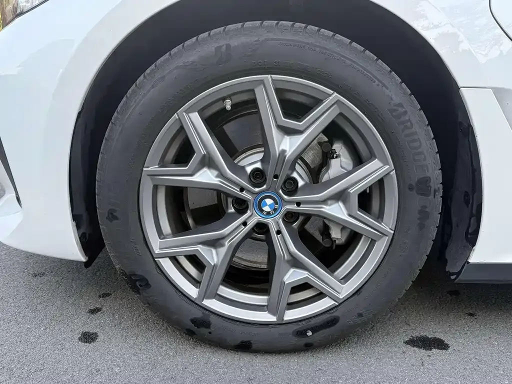 BMW i3 — фото 5