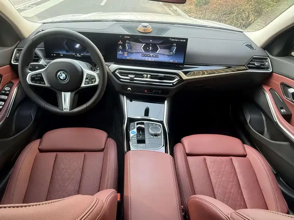 BMW i3 — фото 7