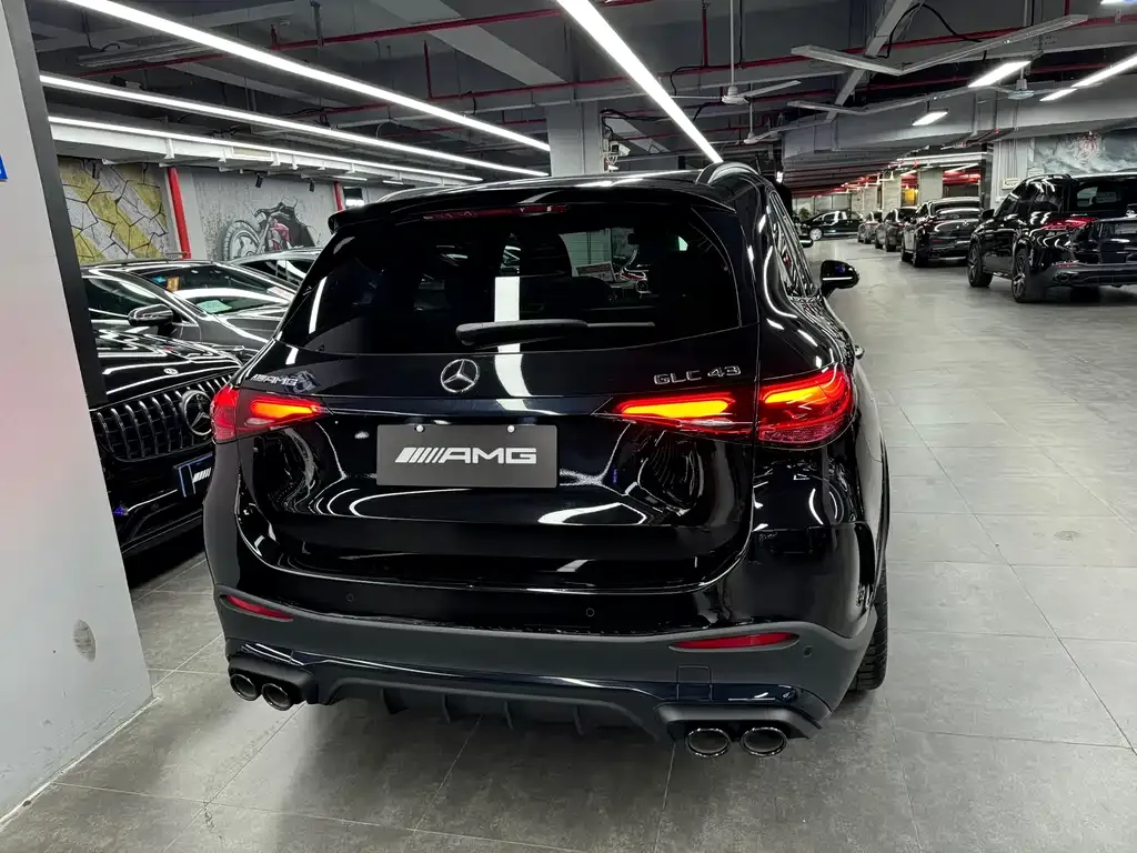 Mercedes-Benz GLC AMG — фото 3