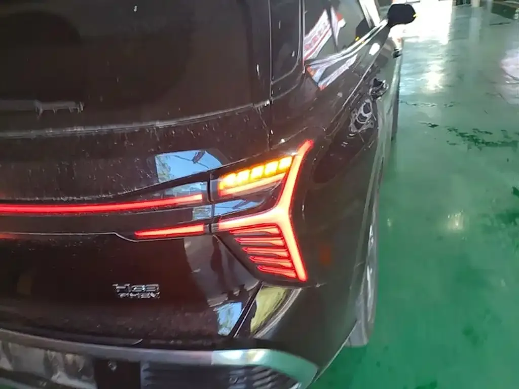 Hongqi HS3 PHEV 2025 из CN, фото 2