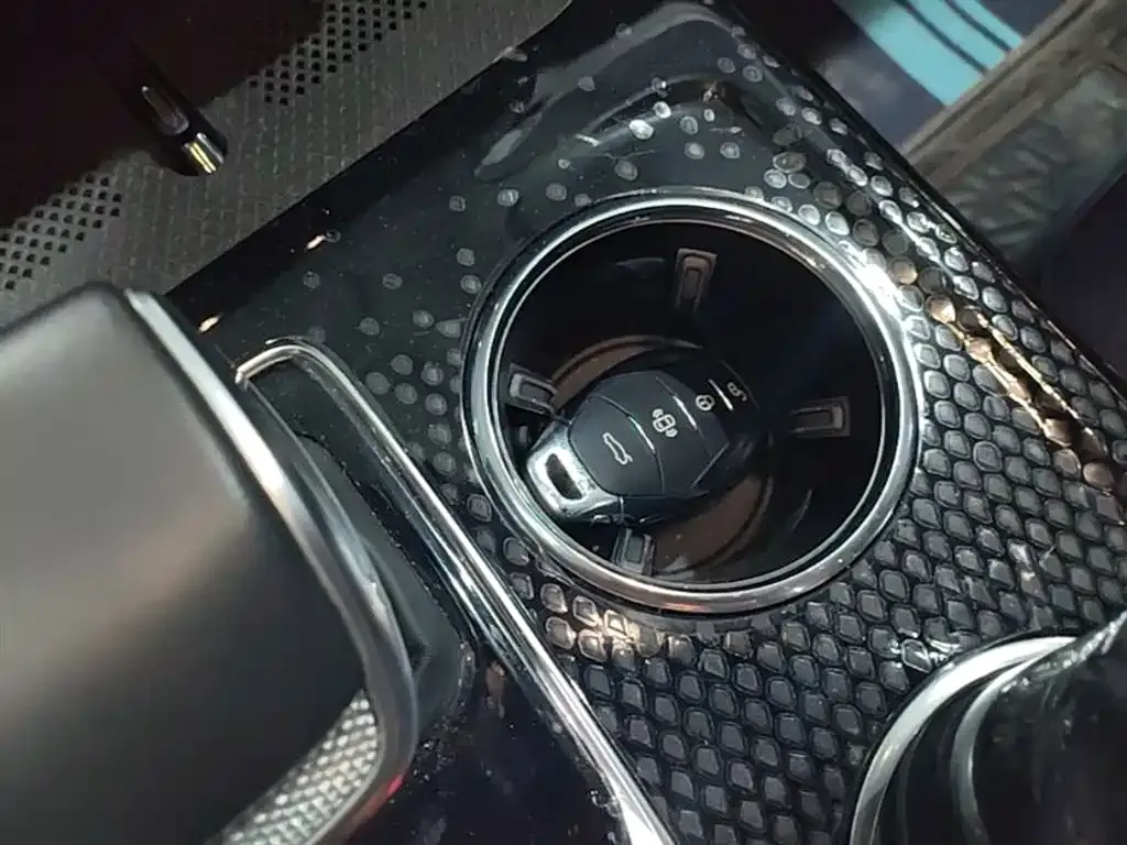 Hongqi HS3 PHEV 2025 из CN, фото 10