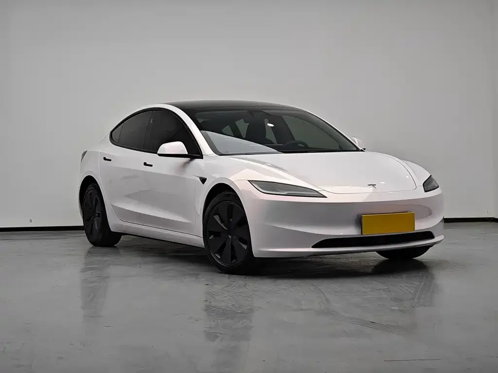 Tesla Model 3 — фото 3