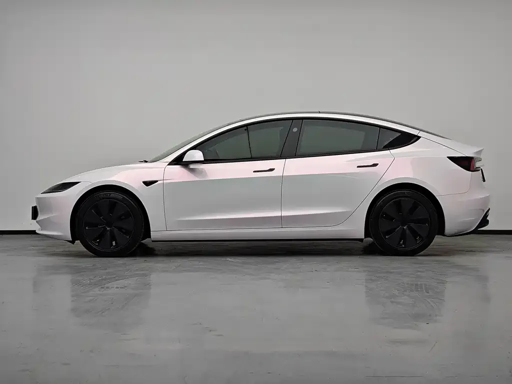 Tesla Model 3 — фото 5