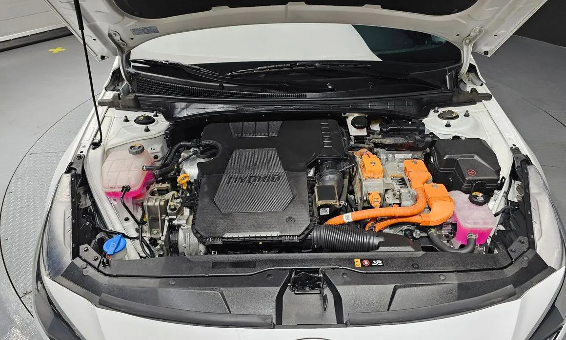 Hyundai AVANTE 2023 из KR, фото 3