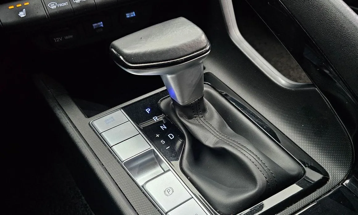 Hyundai AVANTE 2023 из KR, фото 7