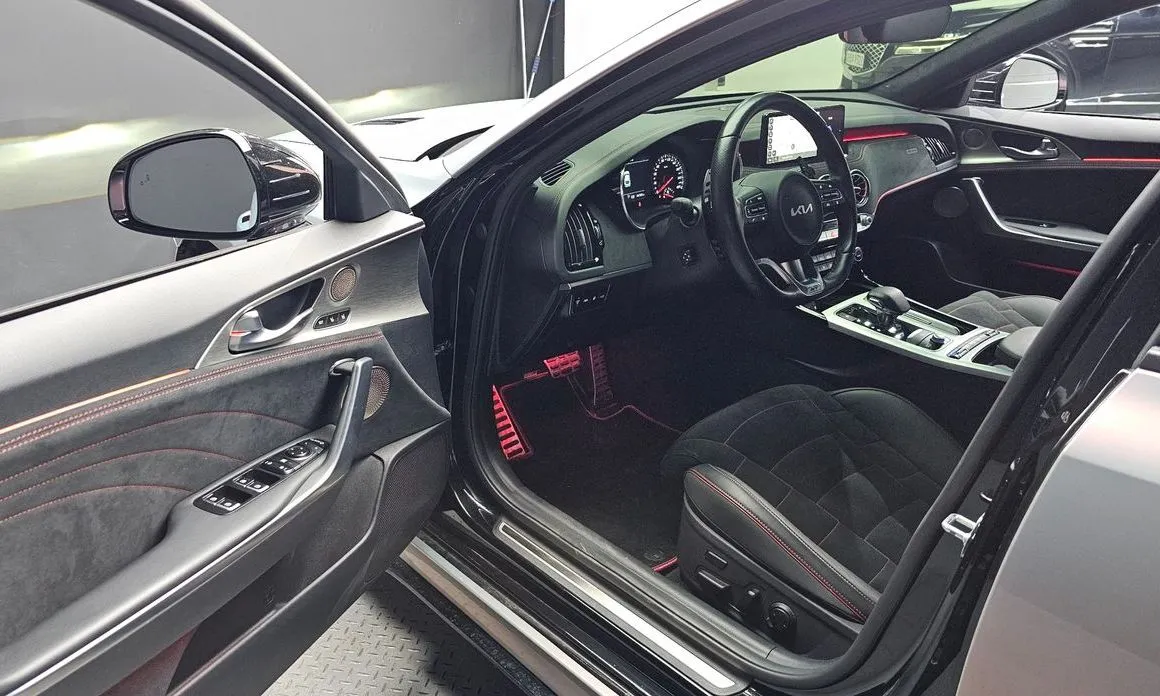 Kia Stinger 2023 из KR, фото 5