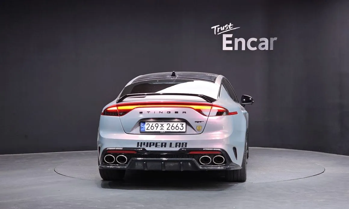 Kia Stinger 2023 из KR, фото 2