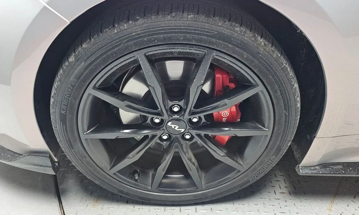Kia Stinger 2023 из KR, фото 9