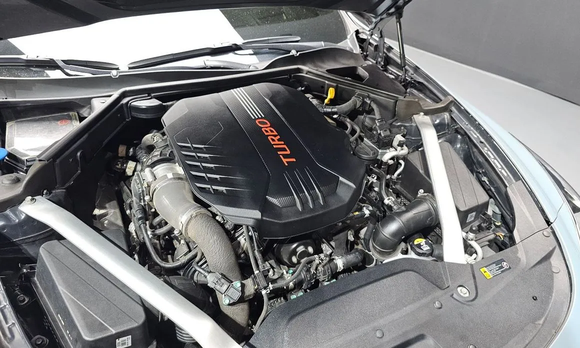 Kia Stinger 2023 из KR, фото 6