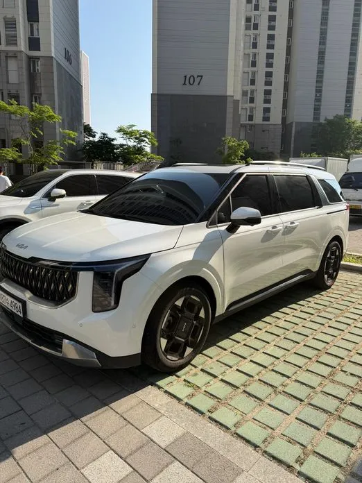Kia Carnival 2024 из KR, фото 1