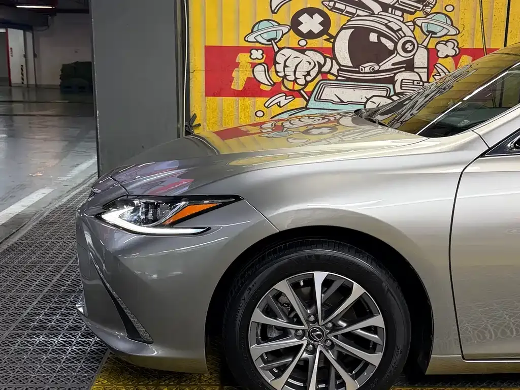 Lexus ES 2023 из CN, фото 9