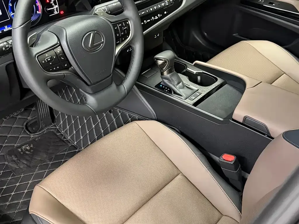 Lexus ES 2023 из CN, фото 3