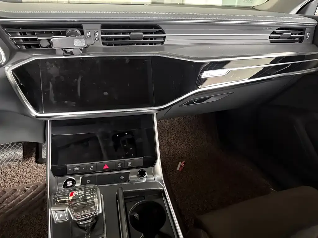 Audi A7L 2023 из CN, фото 7