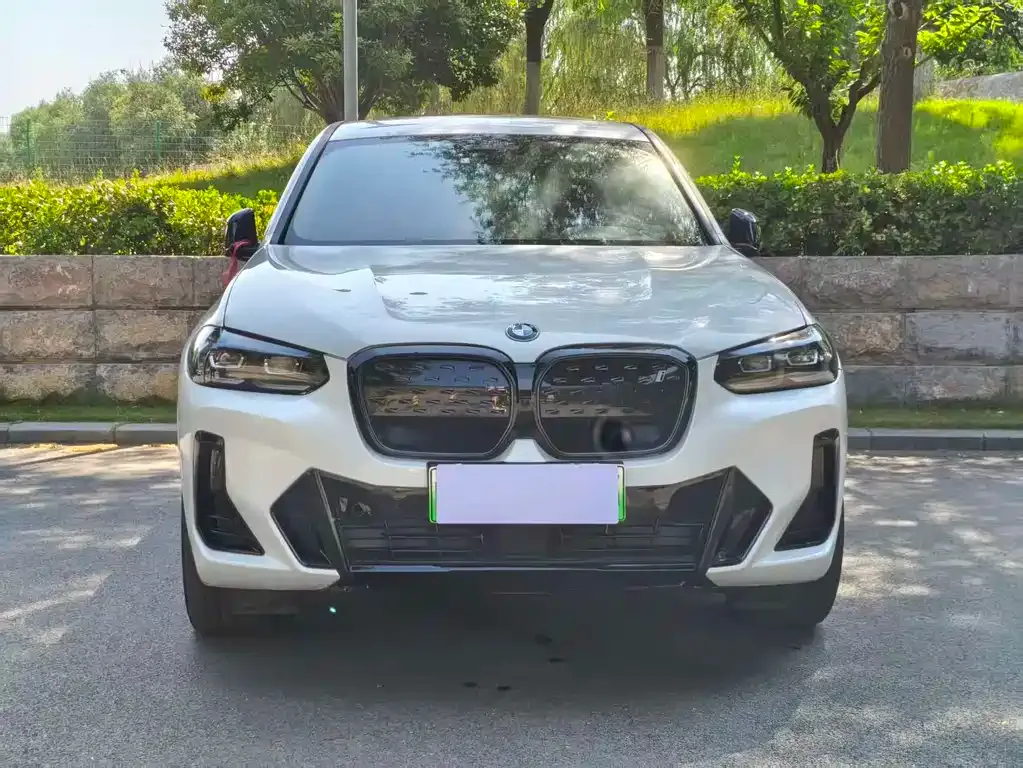 BMW iX3 2024 из CN, фото 3