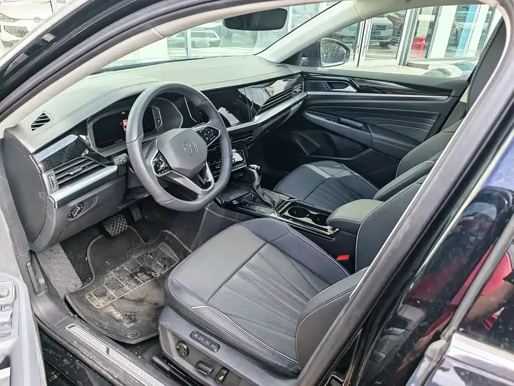 Volkswagen Passat — фото 6