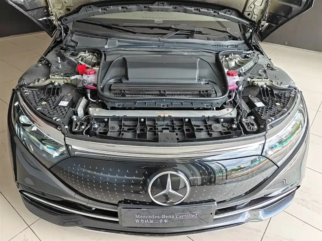 Mercedes-Benz EQS — фото 10