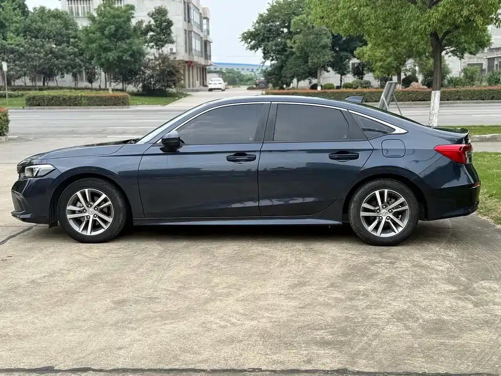 Honda Civic — фото 10