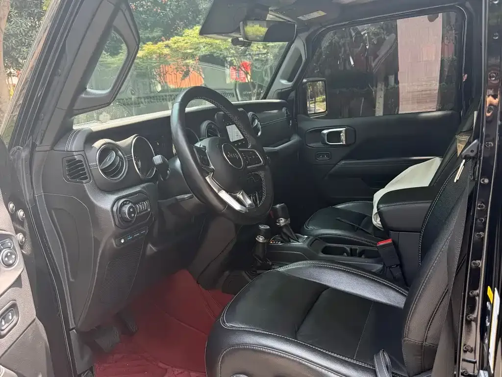 Jeep Wrangler PHEV 2021 из CN, фото 3
