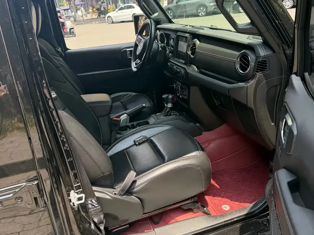 Jeep Wrangler PHEV 2021 из CN, фото 7