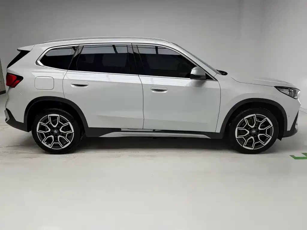 BMW X1 — фото 2