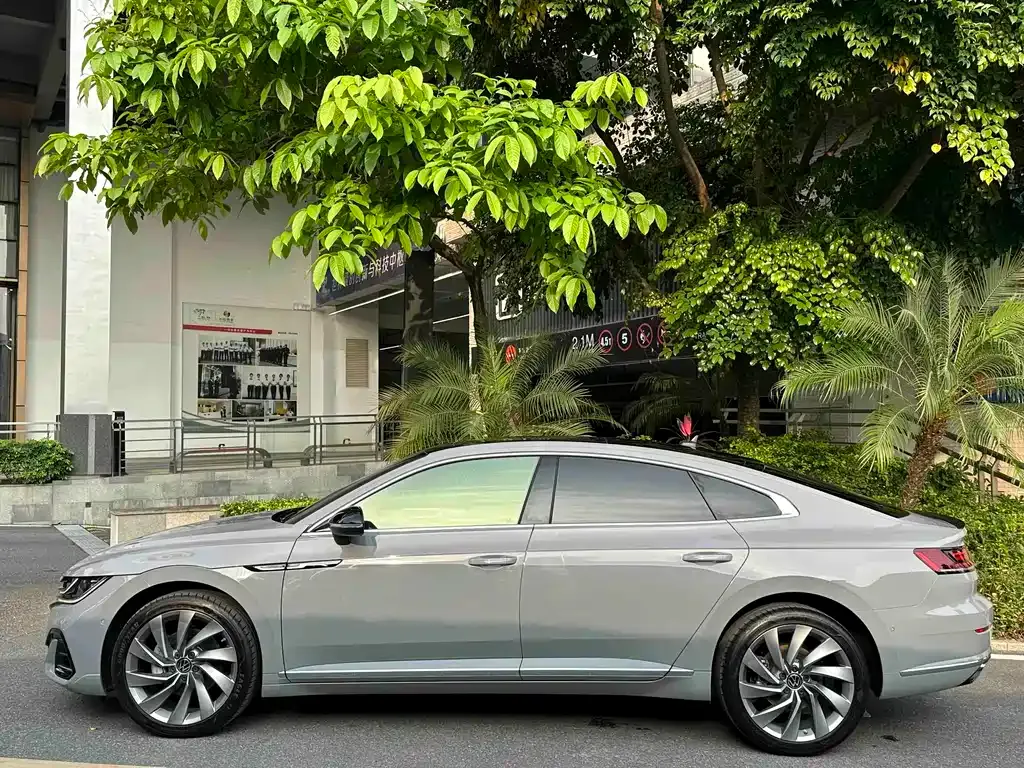 Volkswagen CC — фото 3