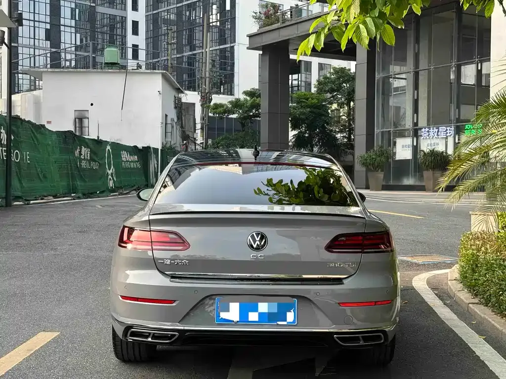 Volkswagen CC — фото 6