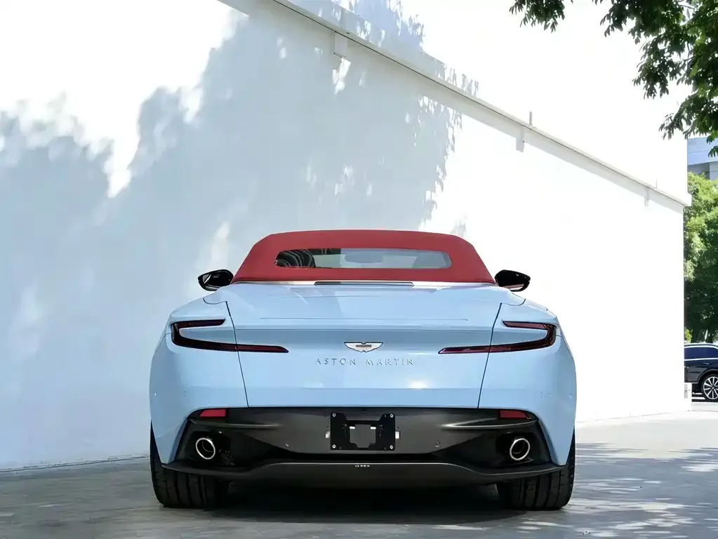 Aston Martin DB11 2021 из CN, фото 5