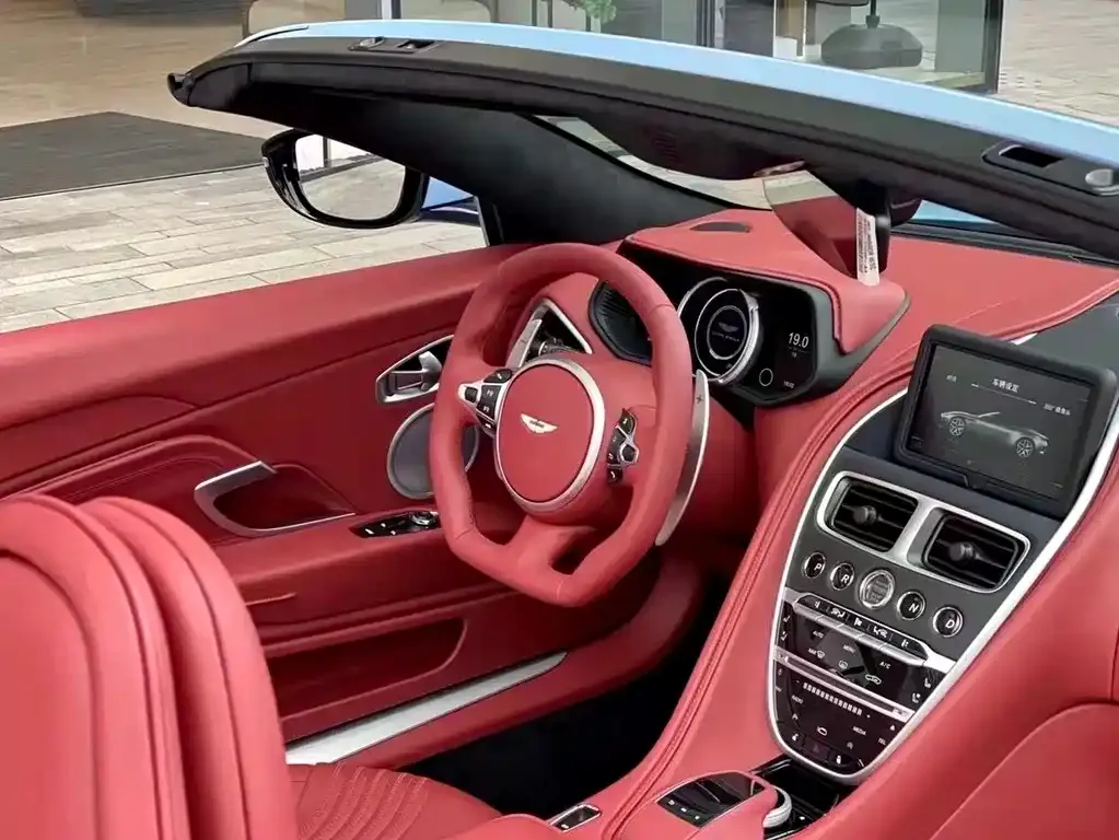 Aston Martin DB11 2021 из CN, фото 9