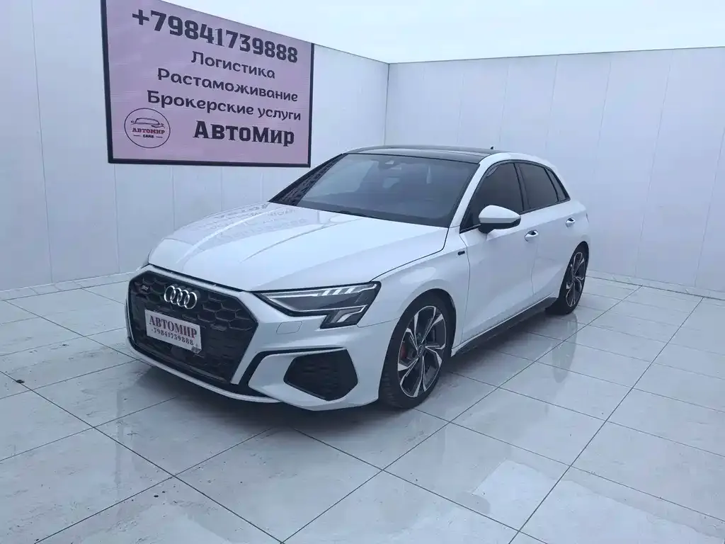 Audi A3 — фото 1