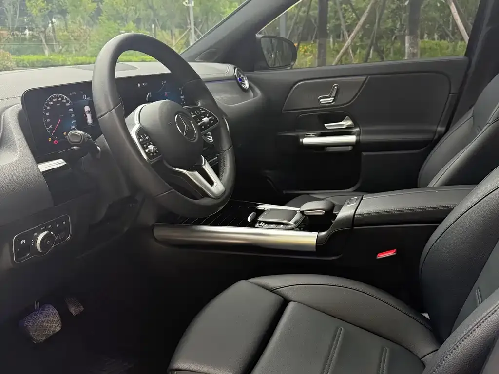 Mercedes-Benz GLA — фото 5