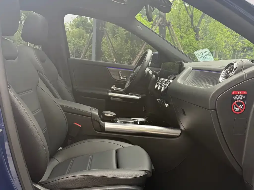 Mercedes-Benz GLA — фото 7