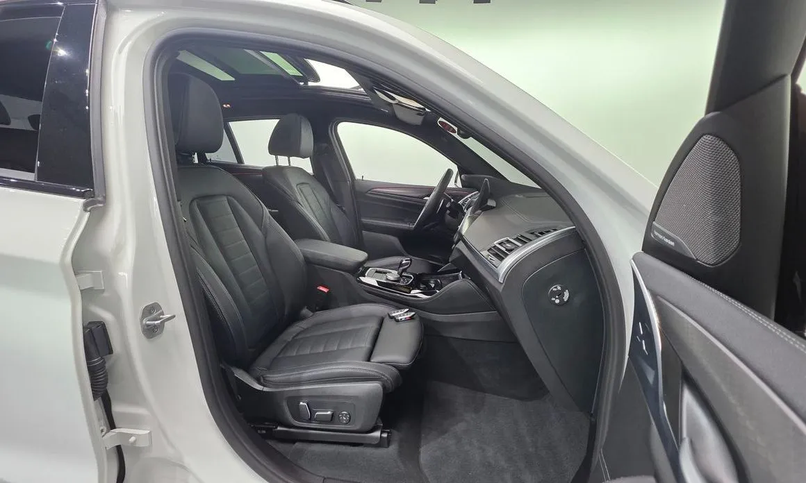 BMW X4 2025 из KR, фото 9