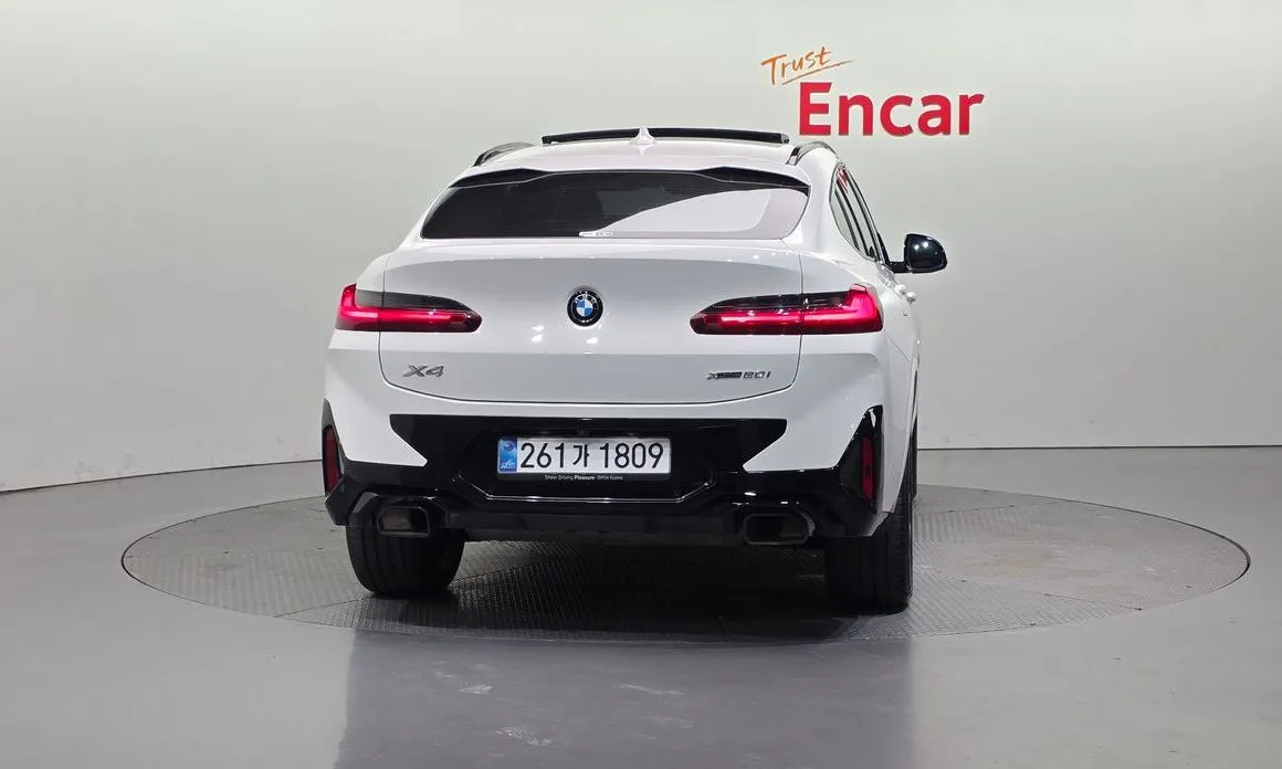 BMW X4 2025 из KR, фото 3