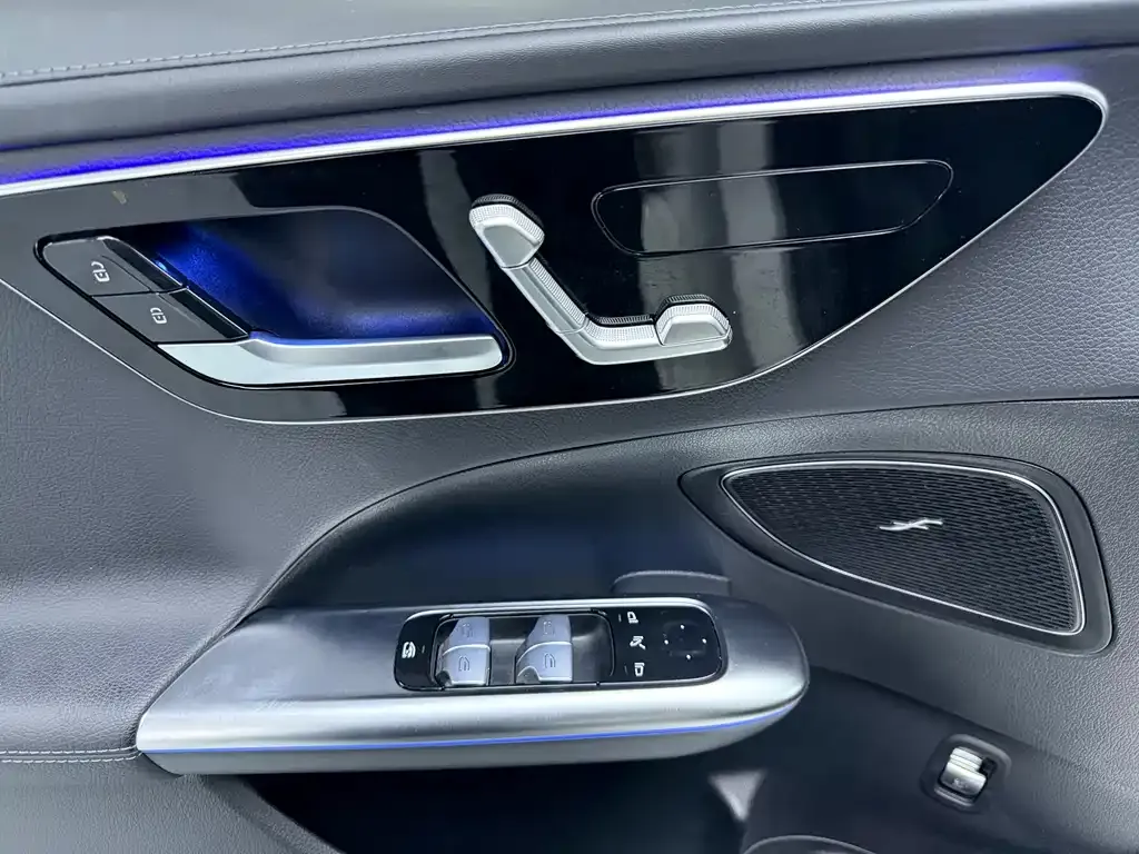 Mercedes-Benz C-Class 2023 из CN, фото 2