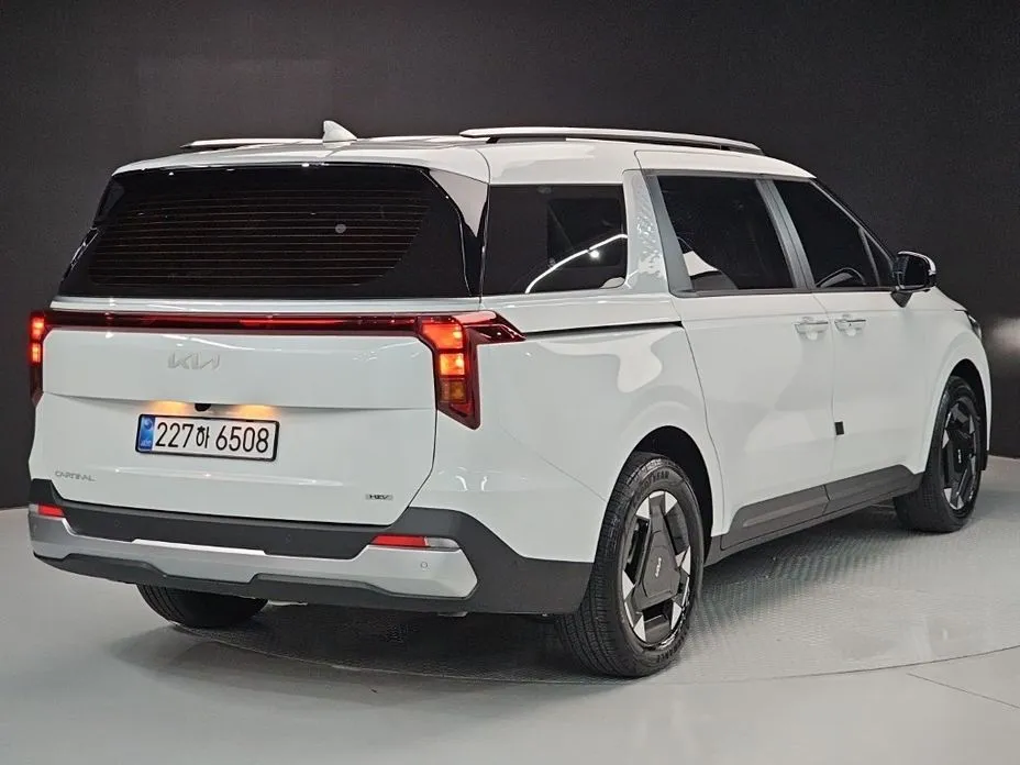 Kia Carnival 2026 из KR, фото 3