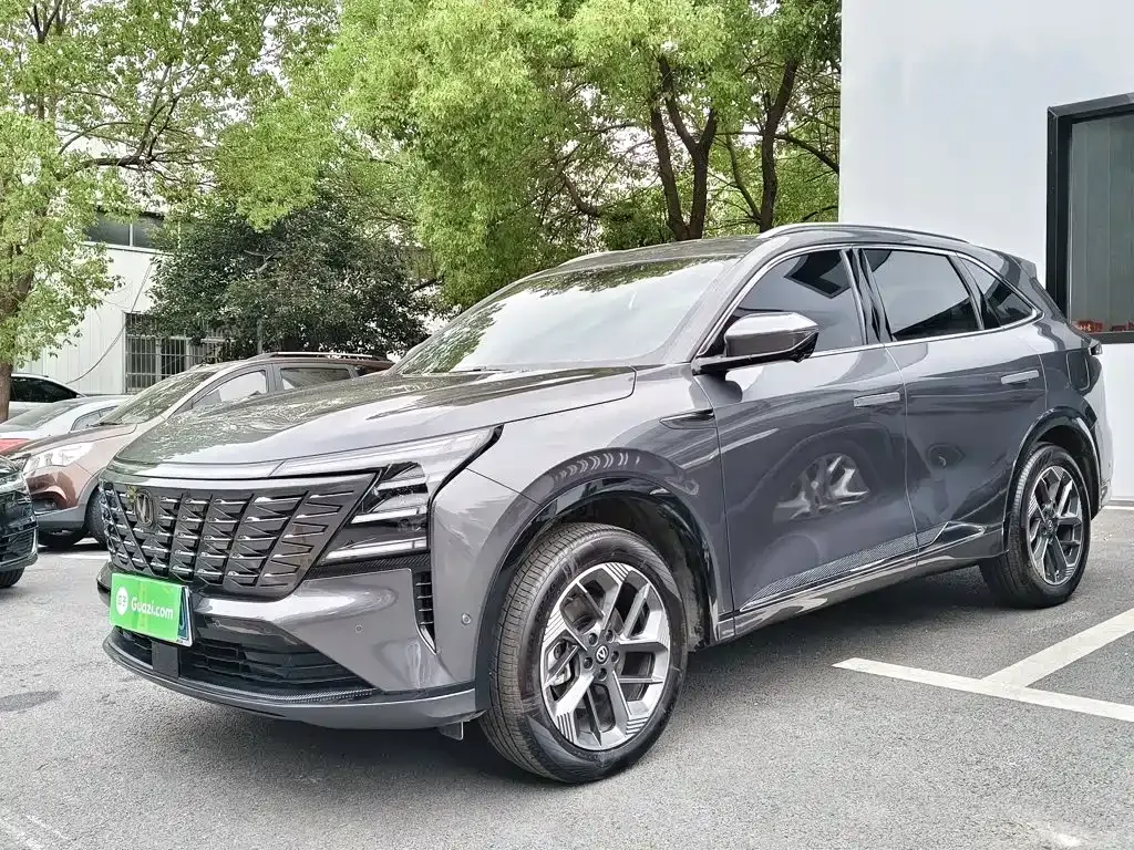 Changan CS75PLUS — фото 9