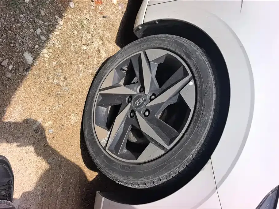 Hyundai Elantra — фото 6