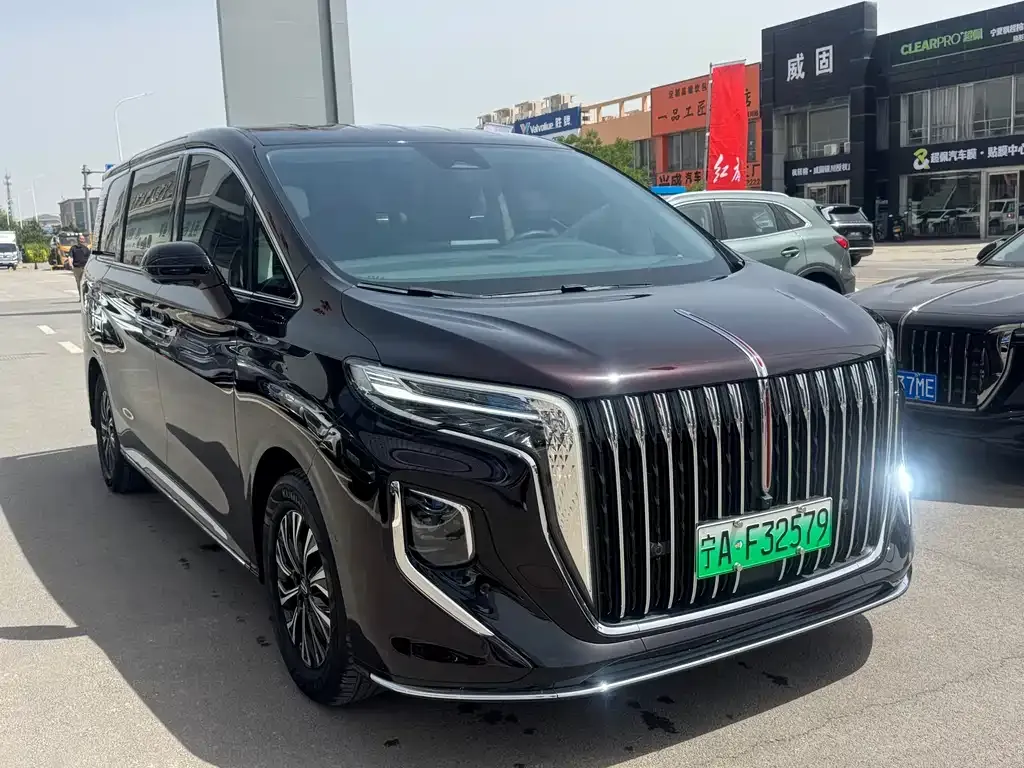 Hongqi HQ9 PHEV — фото 10