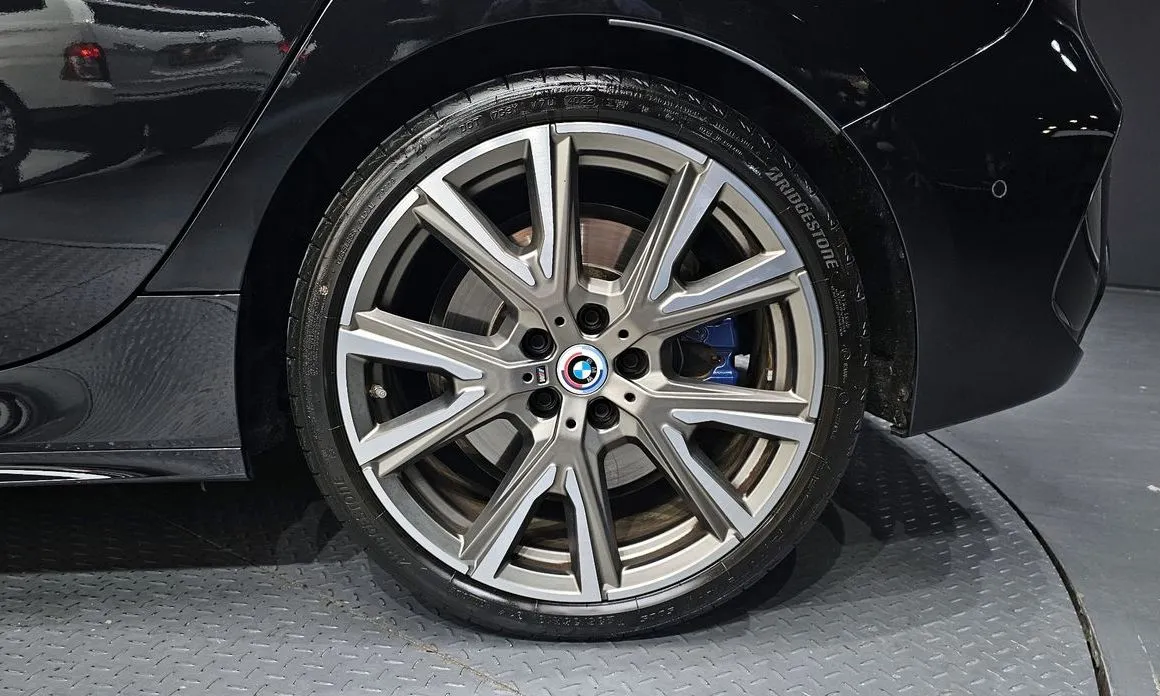 BMW 1-Series 2023 из KR, фото 8